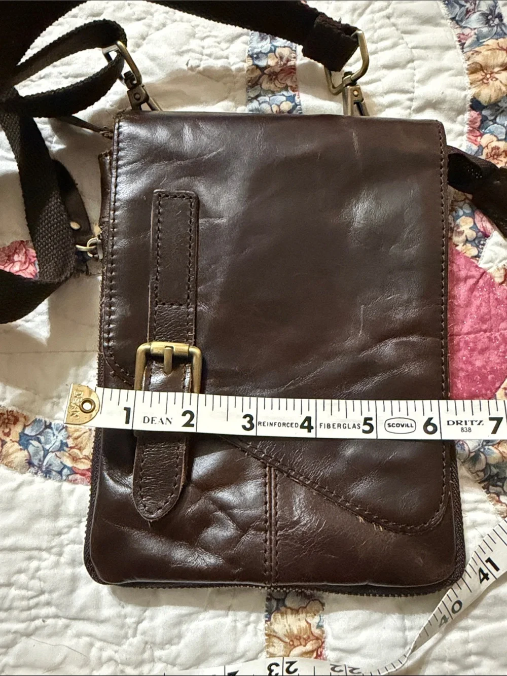 Men’s Leather Messenger Bag adjustable strap